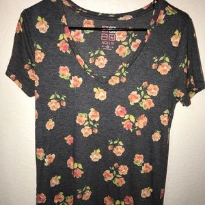 2 FOR $7 Cute flowery v neck